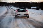 Volvo V40 T5 AWD Cross Country 2016 года
